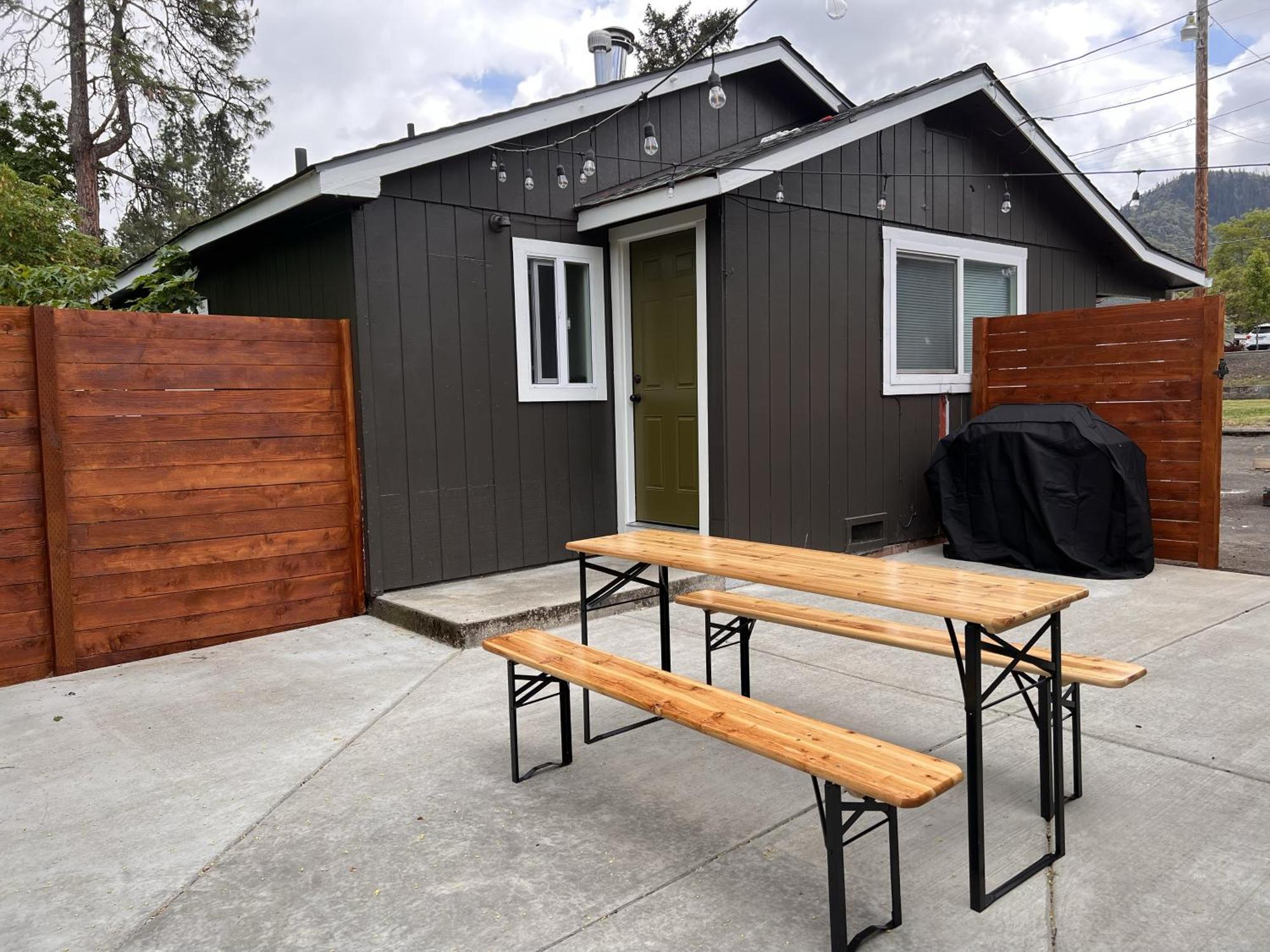 Waterfront River Apartments Rogue River ภายนอก รูปภาพ